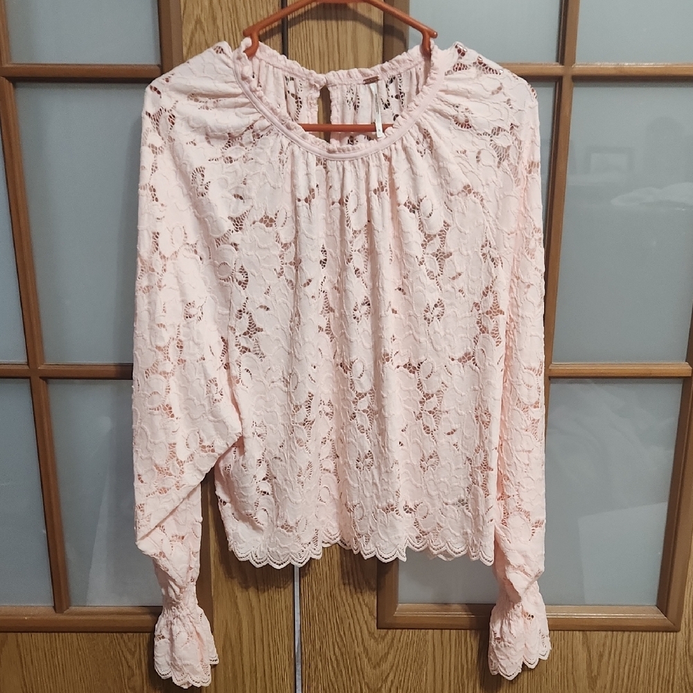 Free People Pink Ruffled Long Sleeve Blouse Size Small